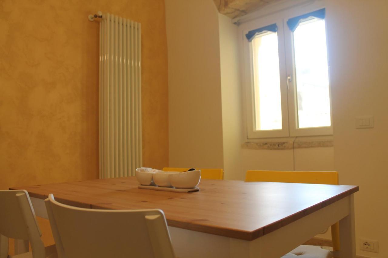 B&B Piazza Garibaldi Santeramo in Colle Zewnętrze zdjęcie